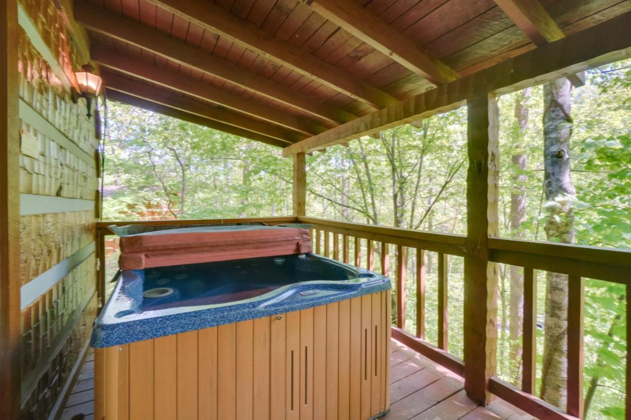 Gatlinburg Cabin With Hot Tub About 6 Mi To Downtown! Exterior photo
