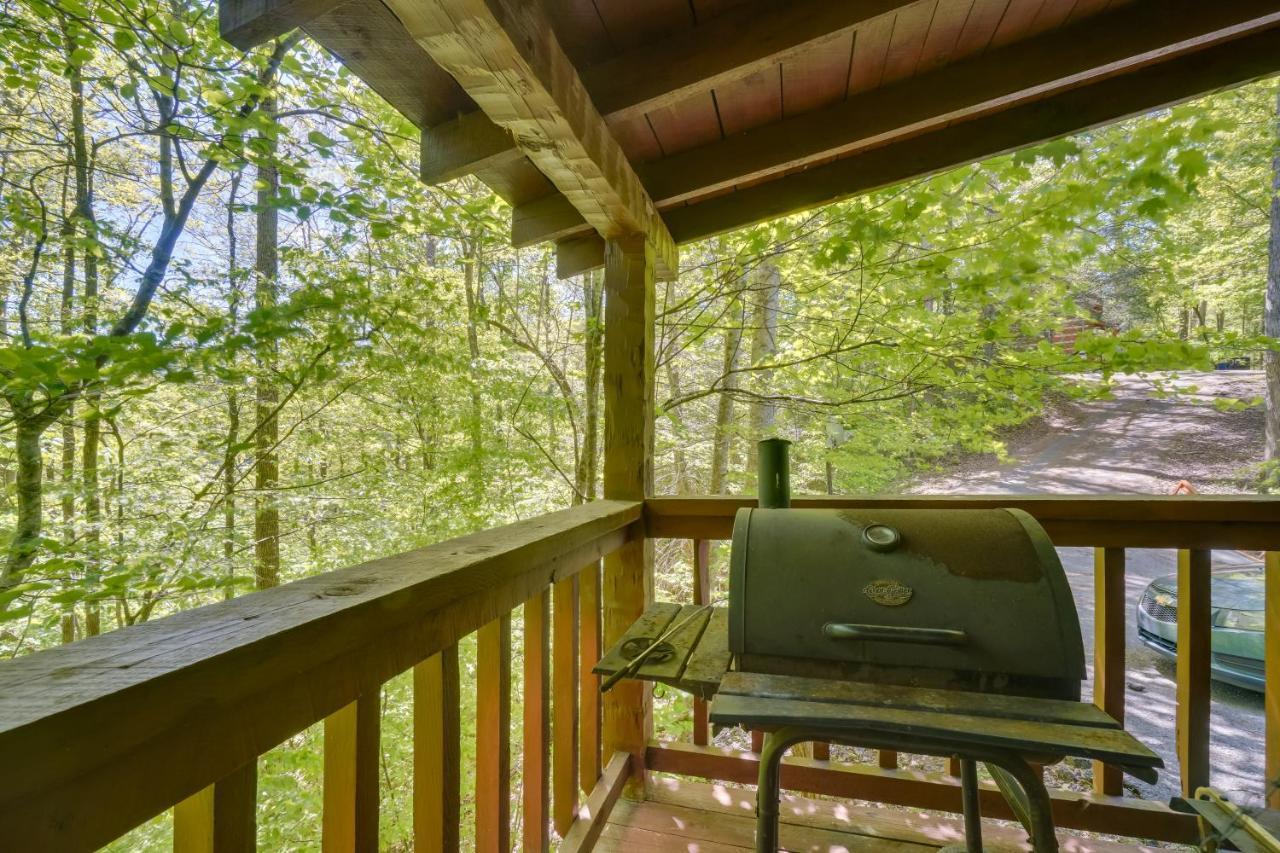 Gatlinburg Cabin With Hot Tub About 6 Mi To Downtown! Exterior photo